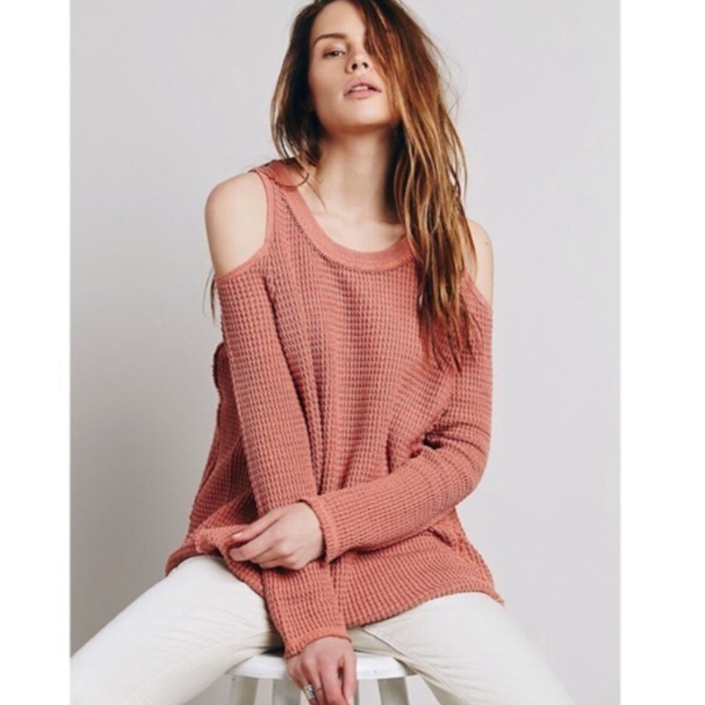 Free People cold shoulder distressed sweater XS